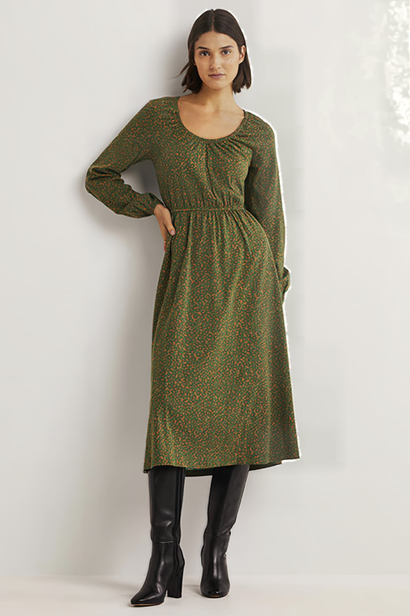 SCOOP NECK JERSEY MIDI DRESS BGR 1