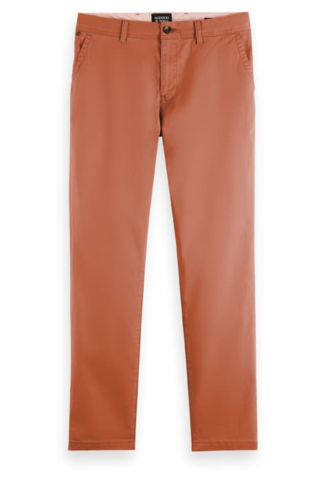 ESSENTIALS STUART - ORGANIC COTTON STRETCH TWILL CHINO MARS by Scotch & Soda