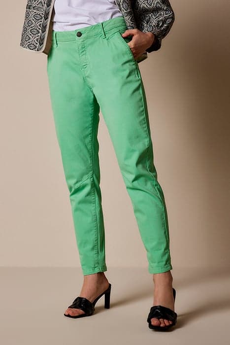 TAPERED PANT FINE TWILL SOFT EMERALD by Summum Woman