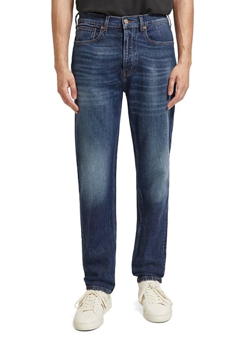 THE DROP  REGULAR TAPERED JEANS — REMIXED by Scotch & Soda