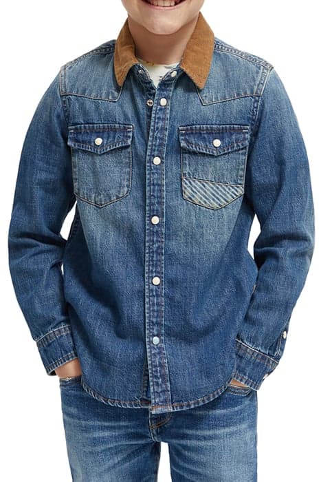 WASHED DENIM SHIRT WITH CORDUROY COLLAR IN ORGANIC COTTON IN by Scotch & Soda