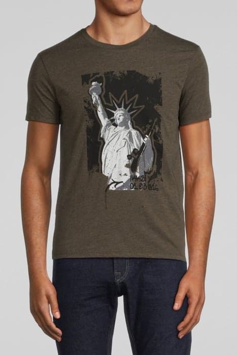 KHAKI STATUE OF LIBERTY & SKATEBOARDER T-SHIRT KHAKI by IKKS