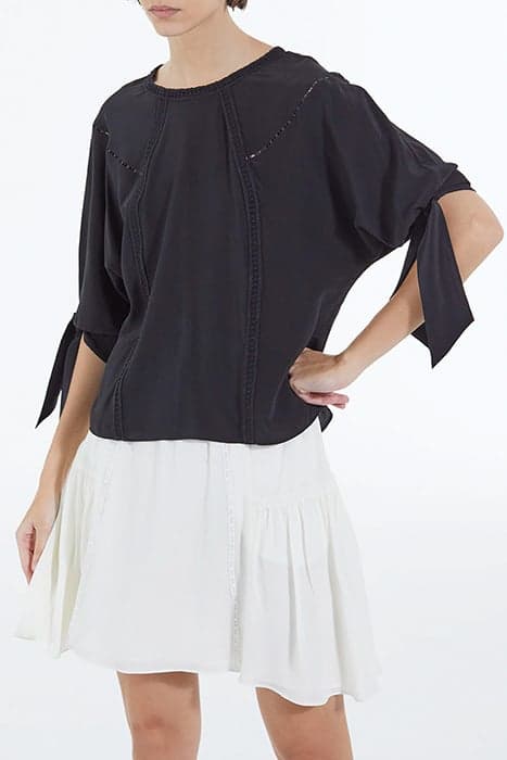 SHORT SLEEVED TOP WITH BRAIDS BLACK by The Kooples