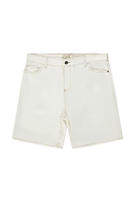 DENIM BOYFRIEND SHORT NAT WHITE by White Stuff