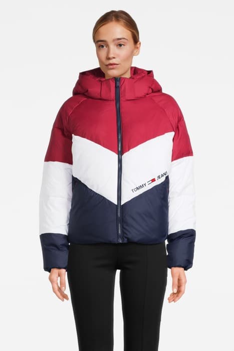 TJW CLBLK CHEVRON PU RED by Tommy Hilfiger