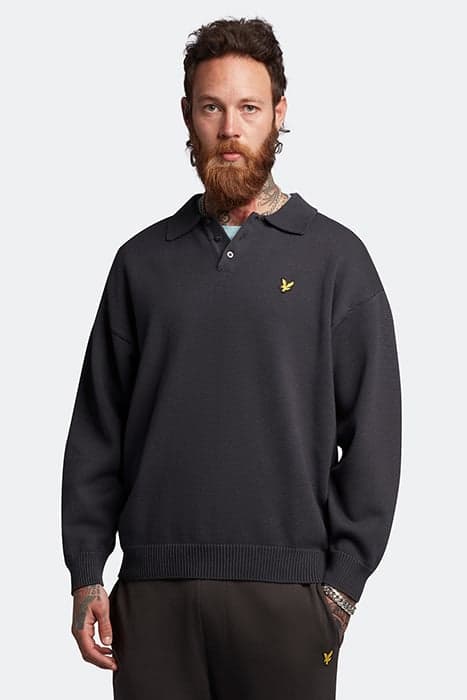 BLOUSSON KNITTED POLO GUNMETAL by Lyle & Scott