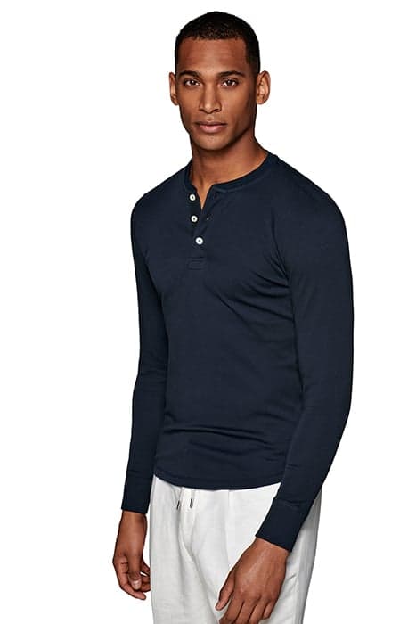 NAVY HENLEY T SHIRT by Suitsupply