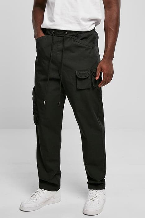 ASYMETRIC PANTS BLACK by Urban Classics