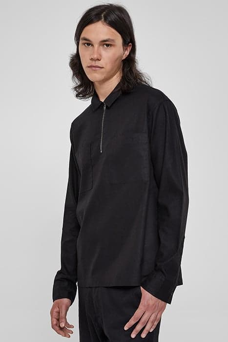 COTTON LINEN HALF ZIP SHIRT BLACK by Urban Classics