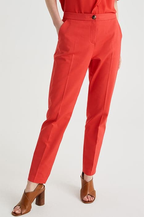 TROUSER RED by WE Fashion