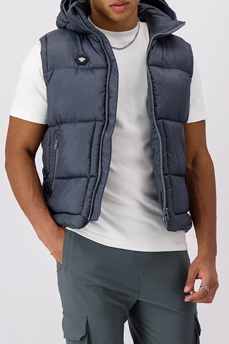 BLOCK BODYWARMER GREY by Black Bananas