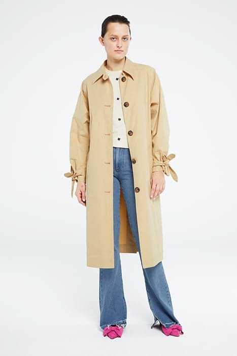 TRINE TRENCHCOAT DESERT SAND by Fabienne Chapot