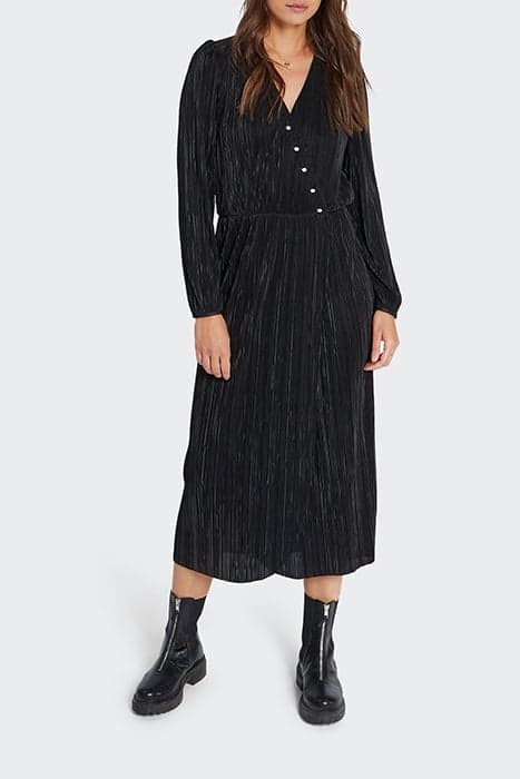 BLACK MICRO-PLEAT LONG DRESS by ICODE