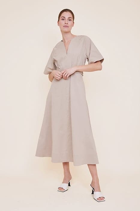 UTILITY BELTED DRESS PURE CASHMERE by Vanilia