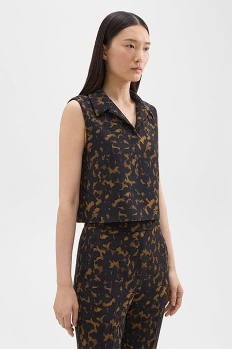 CROPPED SLEEVELESS POLO IN TORTOISESHELL PRINTED CREPE DARK  by THEORY