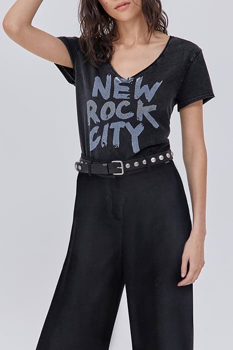 BLACK T-SHIRT WITH ROCK SLOGAN AND STUDS BLACK by IKKS