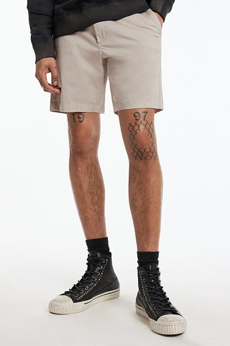 JOHNNY FLAT FRONT SHORTS FOSSIL GREY by John Varvatos