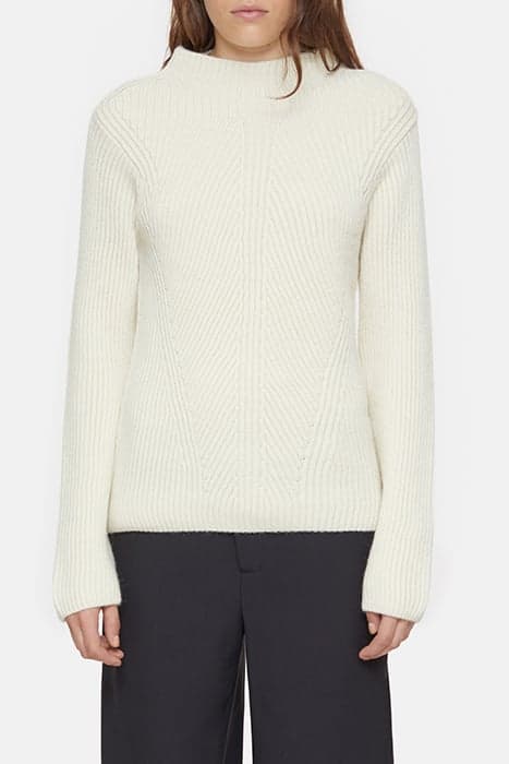 TURTLENECK LONG SLEEVE IVORY by Closed