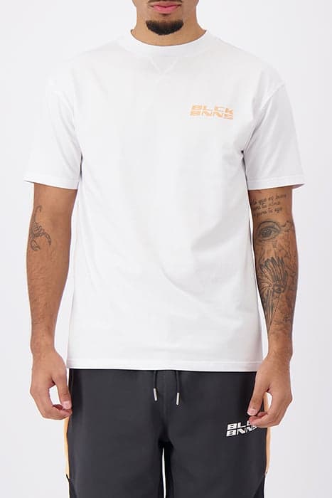 INITIAL TEE WHITE by Black Bananas