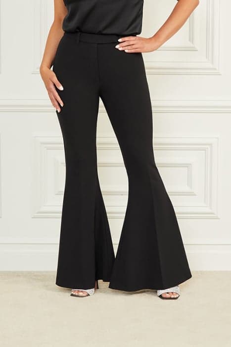 DALLAS FIT AND FLARE JET BLACK A996 by Marciano by Guess