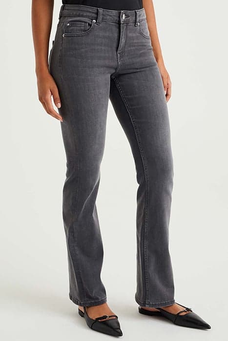 5-POCKET MID WAIST GREY by WE Fashion