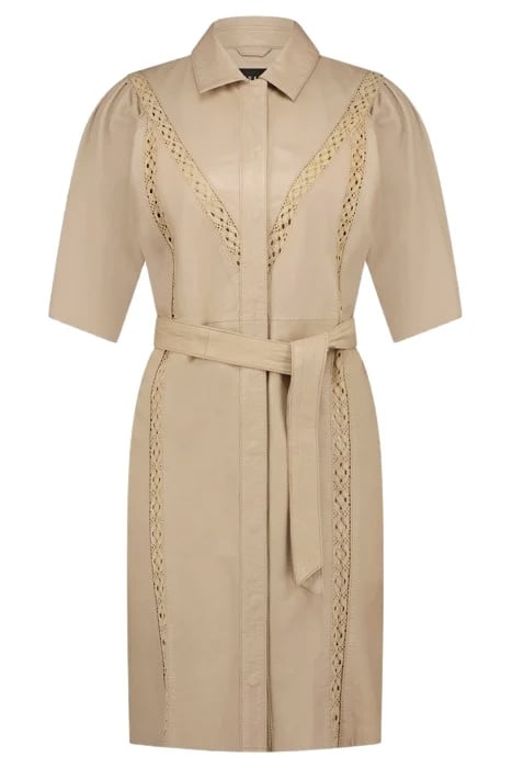 DORIS ALMOND WHITE 3