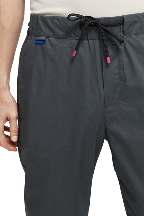 FAVE - REGULAR TAPERED-FIT LIGHTWEIGHT POPLIN JOGGER GRAPHIT 7