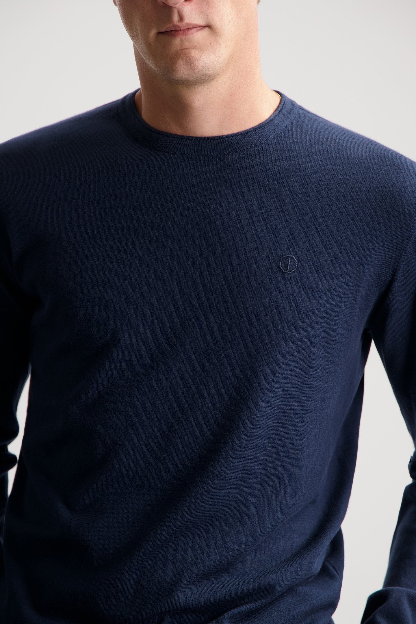 DS_GAGE CREWNECK DK. NAVY 5