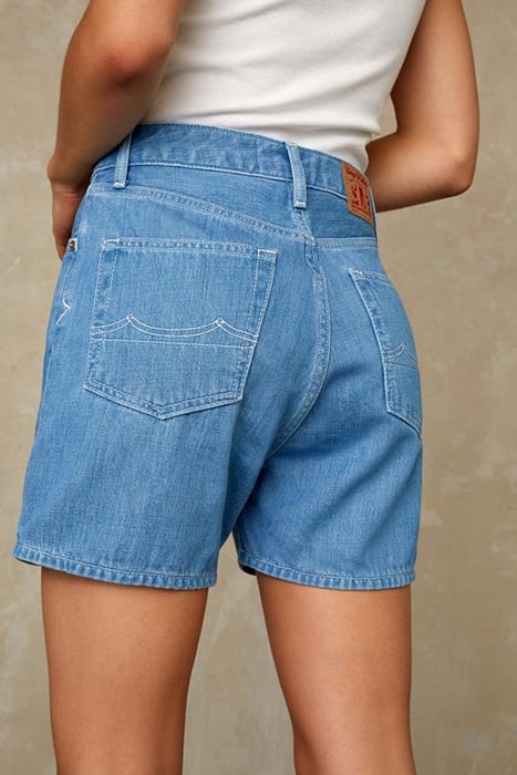 LIORA SHORT CLEAN LIGHT 4