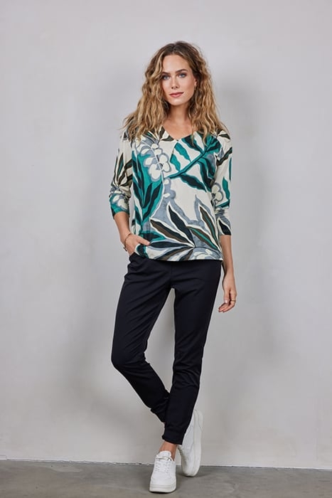 LOOSE V-TEE FREE 3/4 SLEEVES ALFALFA GREEN WITH PALM SPRINGS 2